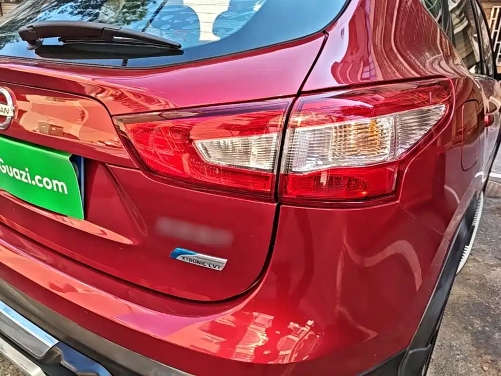 Nissan Qashqai — миниатюра 8