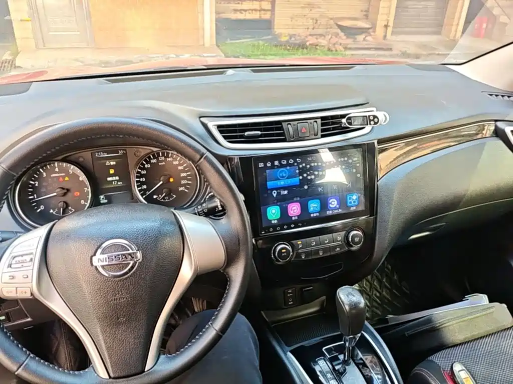 Nissan Qashqai — миниатюра 10