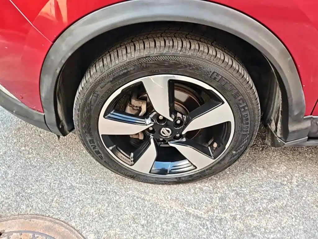Nissan Qashqai — миниатюра 23