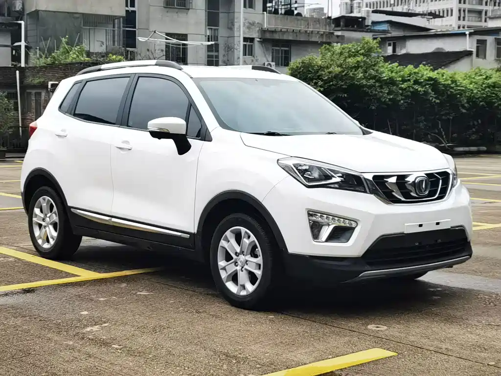Changan CS15 — миниатюра 3