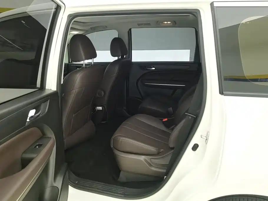 GAC Motor Trumpchi M6 — миниатюра 11