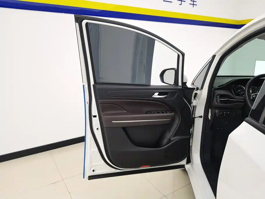GAC Motor Trumpchi M6 — миниатюра 7