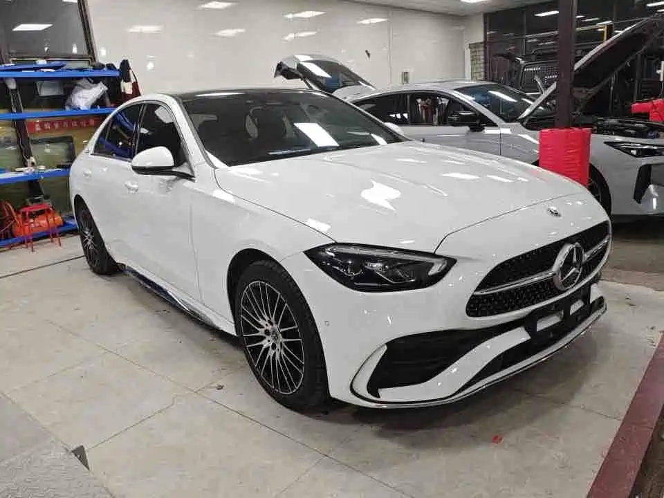 Mercedes-Benz C-Class — миниатюра 5