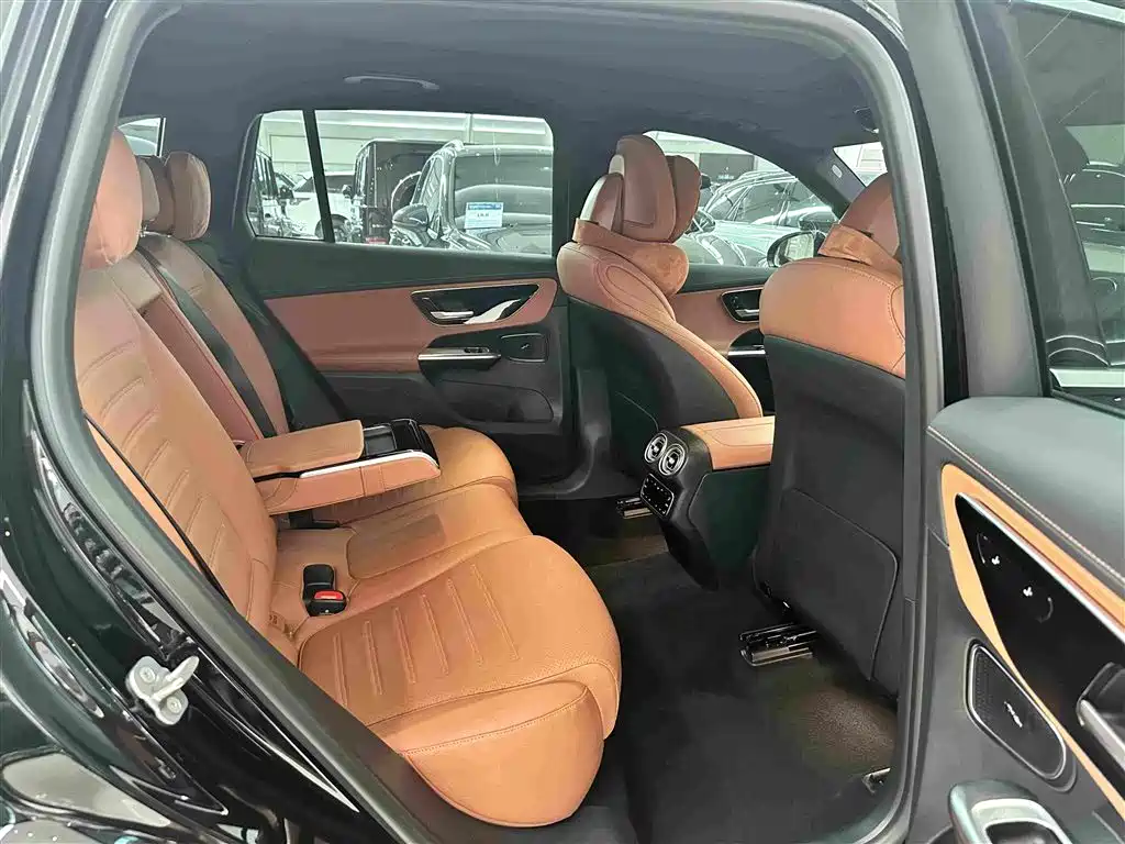 Mercedes-Benz GLC — миниатюра 14