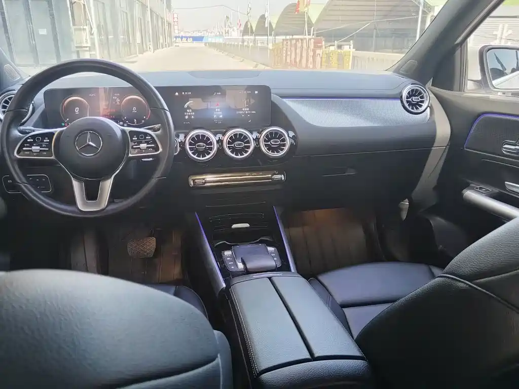 Mercedes-Benz GLA — миниатюра 8