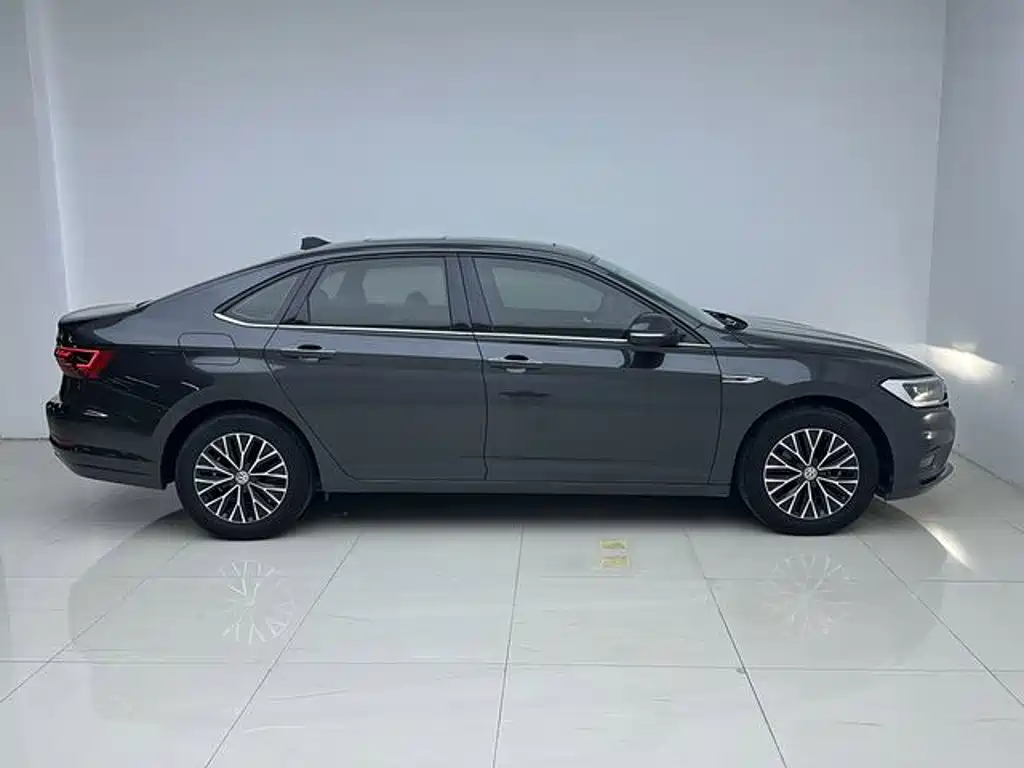Volkswagen Sagitar — миниатюра 7