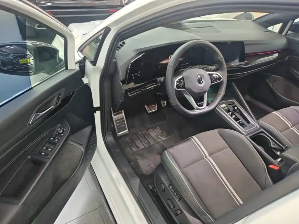 Volkswagen Golf — миниатюра 16