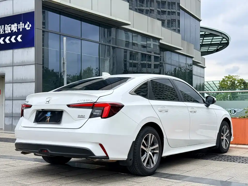 Honda Integra — миниатюра 4