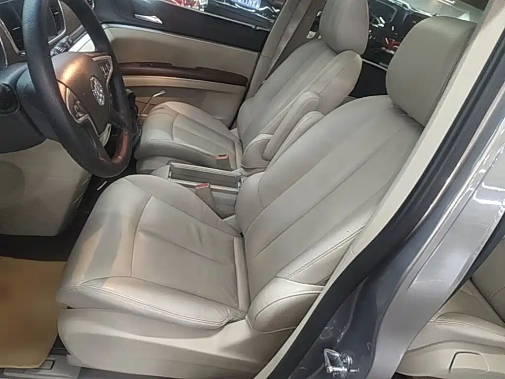 Buick GL8 — миниатюра 15