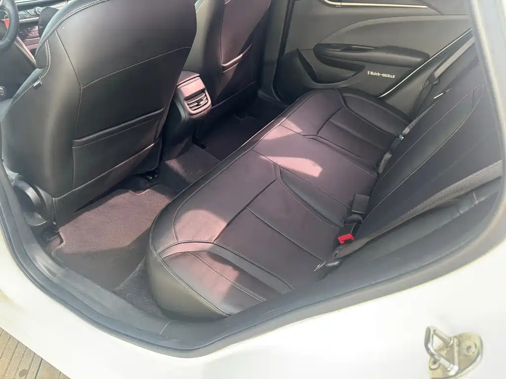 Buick Excelle — миниатюра 5