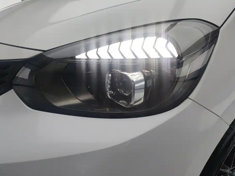 Honda Fit — миниатюра 5