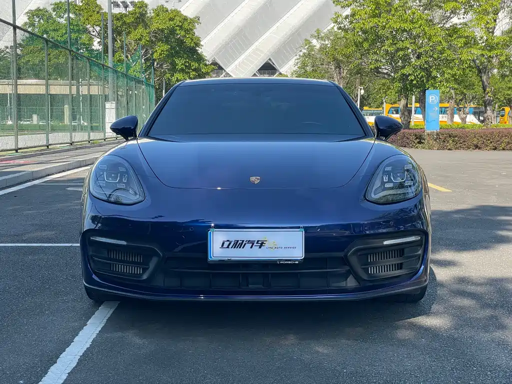 Porsche Panamera — миниатюра 2