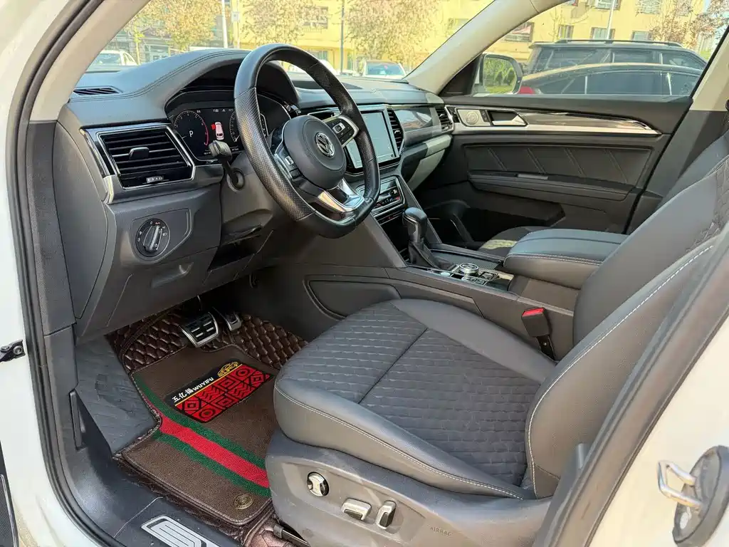 Volkswagen Teramont — миниатюра 3