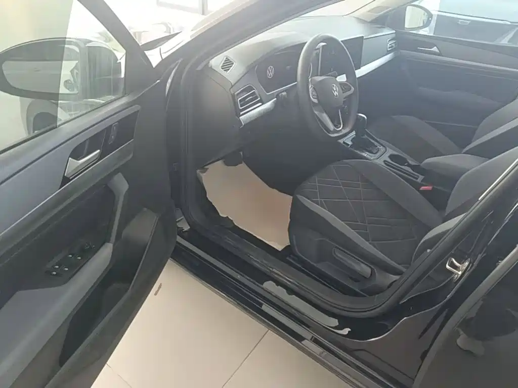 Volkswagen Lavida — миниатюра 16