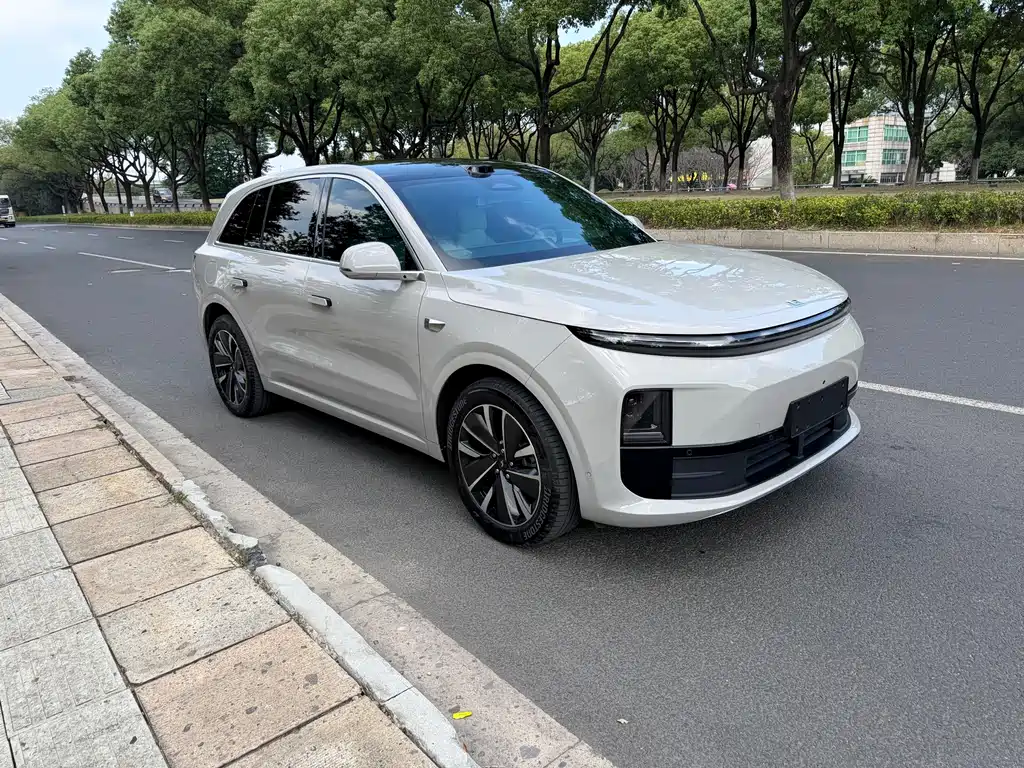 Li Auto Li L6 — миниатюра 3