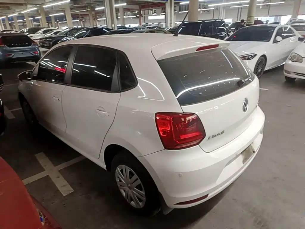 Volkswagen Polo — миниатюра 5