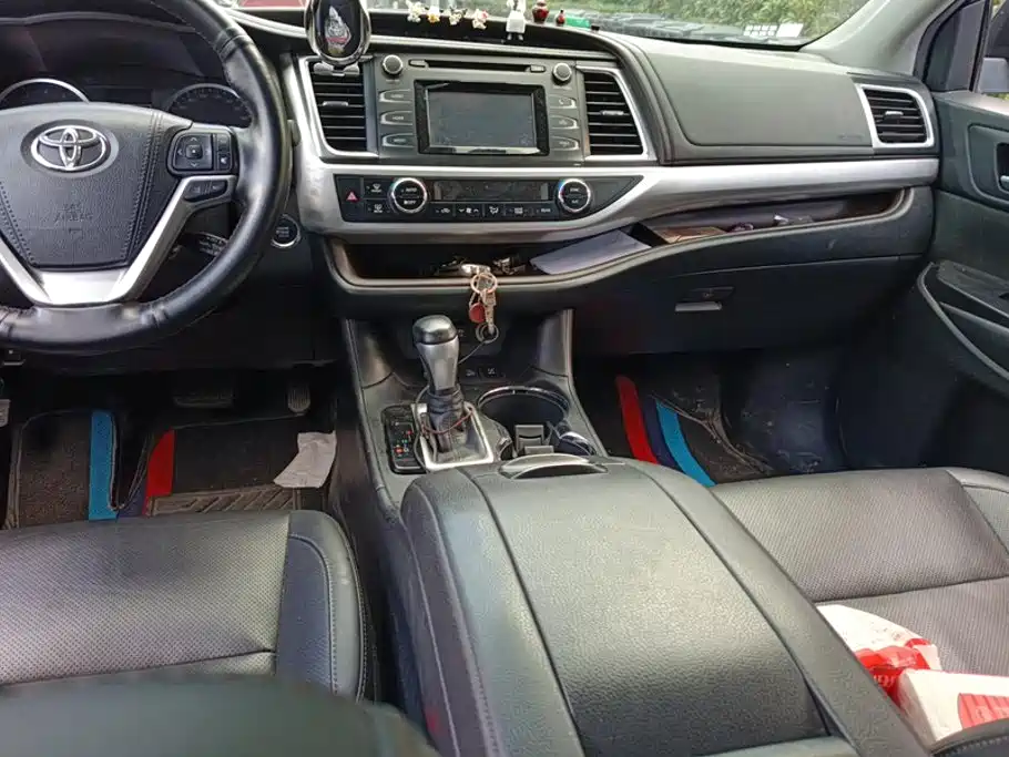 Toyota Highlander — миниатюра 16