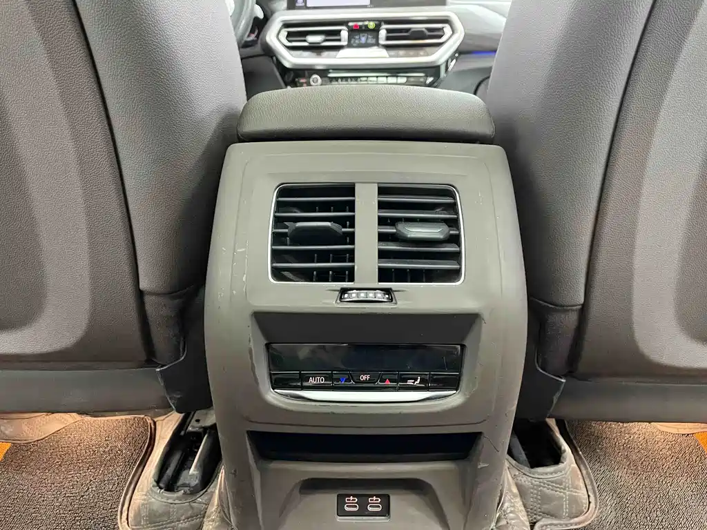 BMW X3 — миниатюра 15