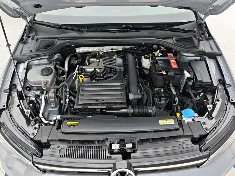 Volkswagen Golf — миниатюра 10