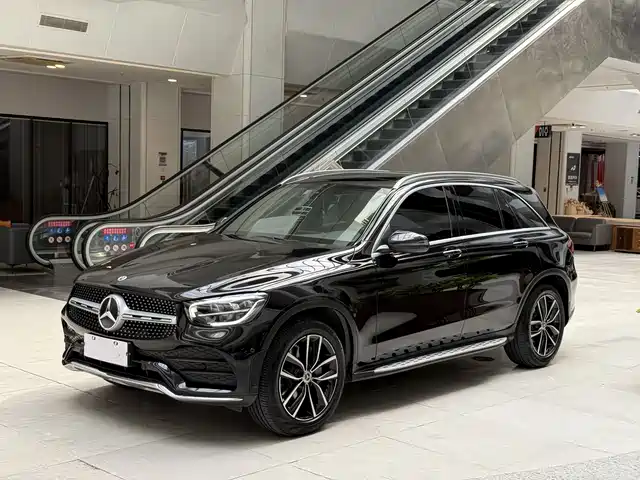 MERCEDES-BENZ  GLC