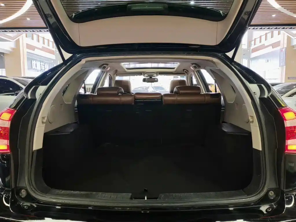 BYD Tang New Energy — миниатюра 14