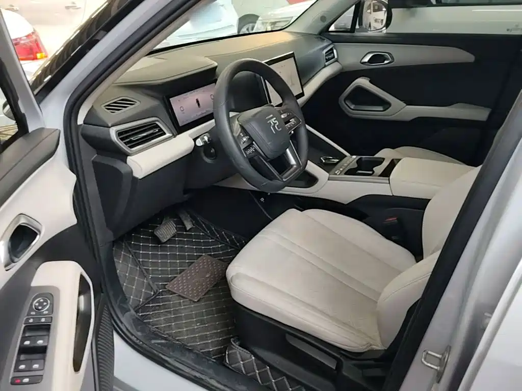 BYD Yuan UP — миниатюра 16