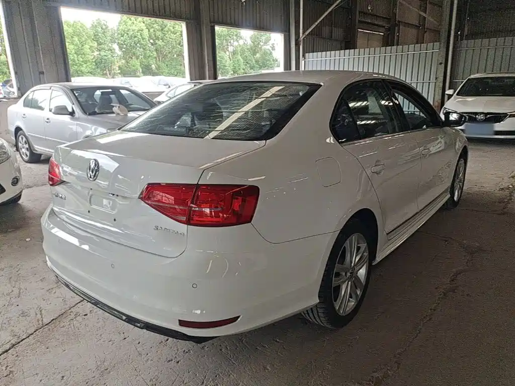 Volkswagen Sagitar — миниатюра 7