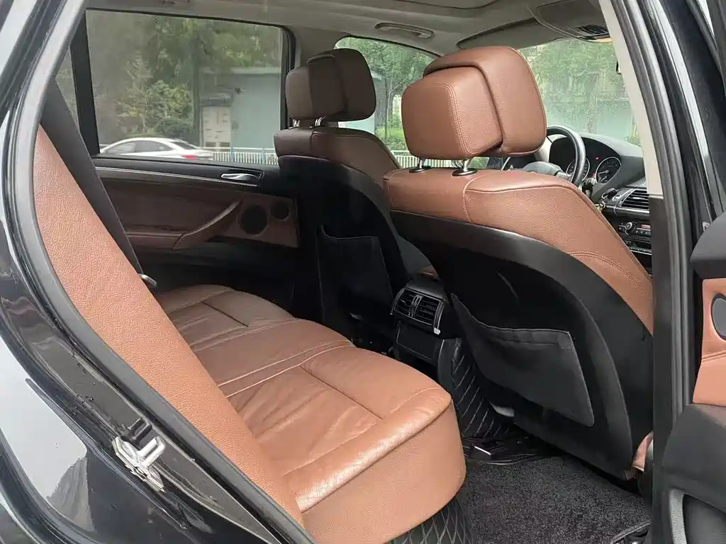 BMW X5 (Import) — миниатюра 11