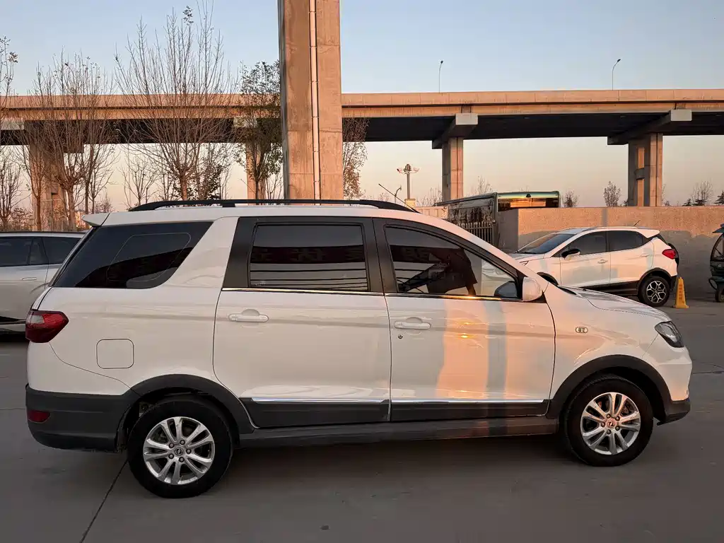 DONGFENG SCENERY 370