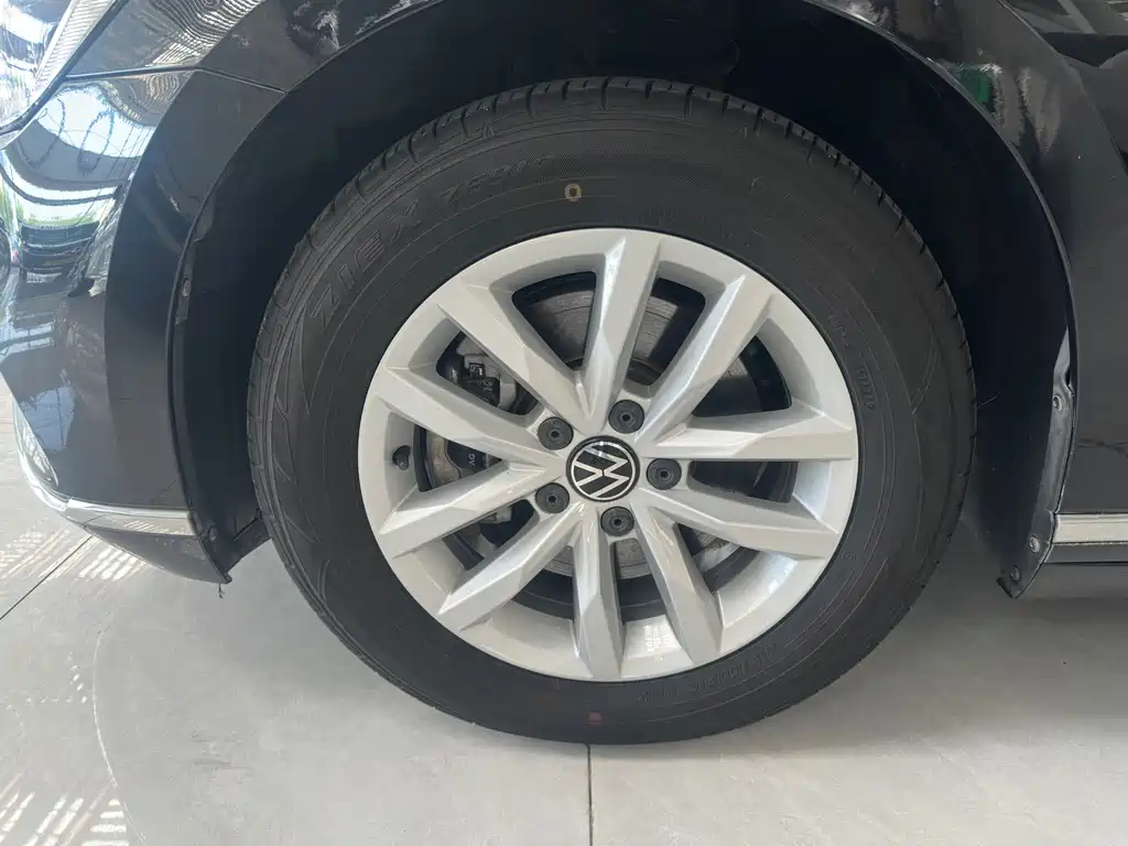Volkswagen Magotan — миниатюра 5