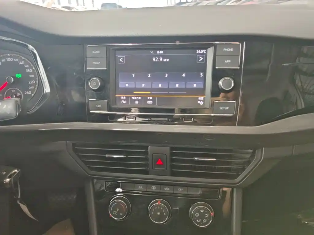 Volkswagen Bora — миниатюра 13
