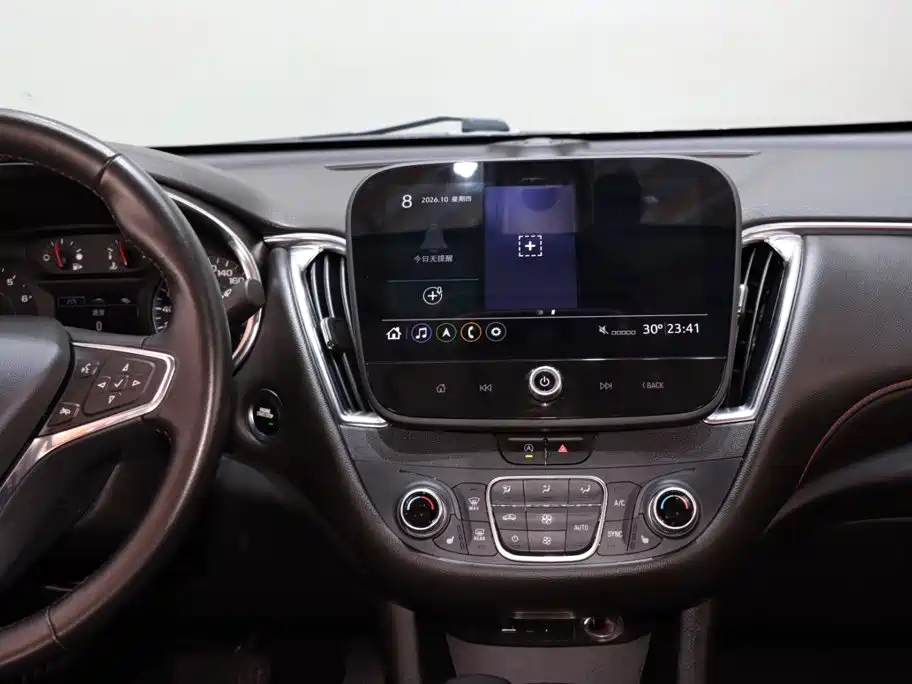 Chevrolet Malibu XL — миниатюра 14