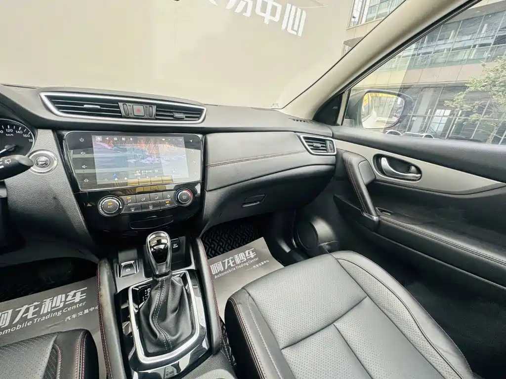 Nissan Qashqai — миниатюра 15