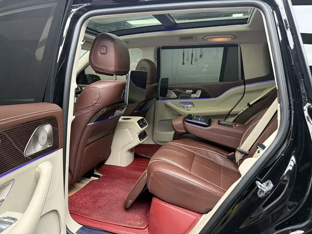 Mercedes-Benz GLS — миниатюра 12