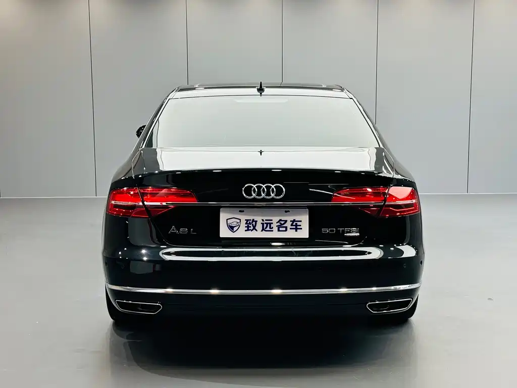 Audi A8 — миниатюра 5