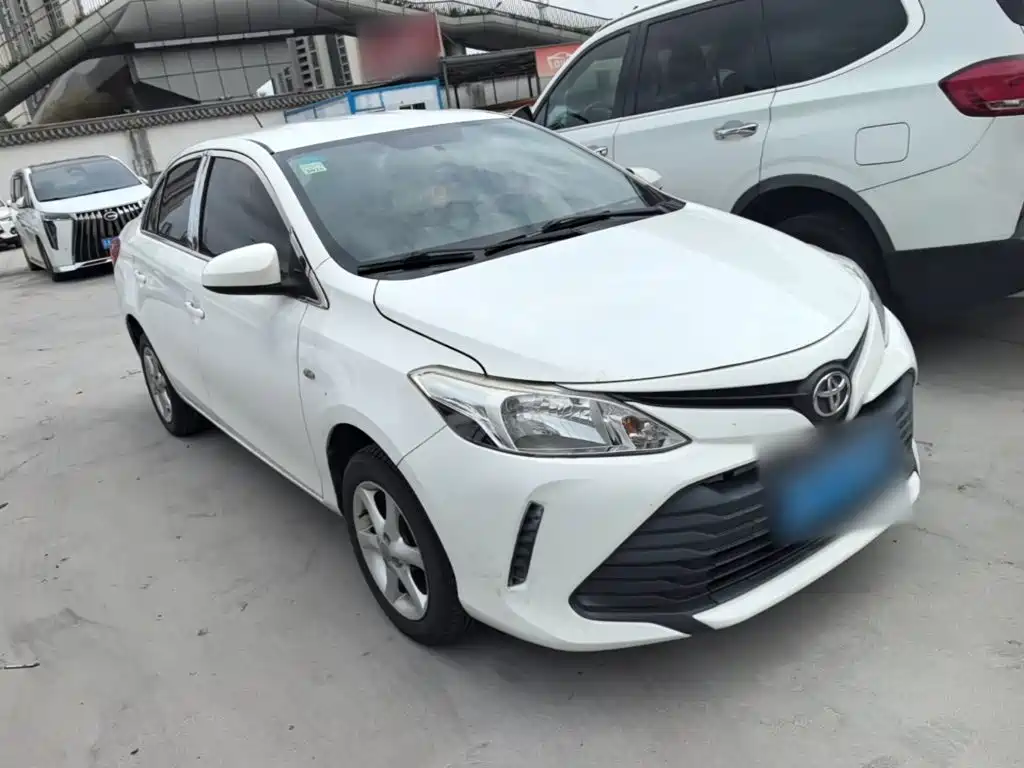 Toyota Vios — миниатюра 4