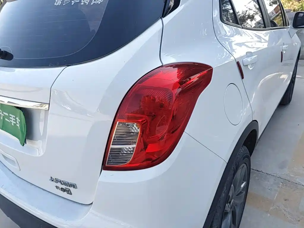 Buick Encore — миниатюра 8