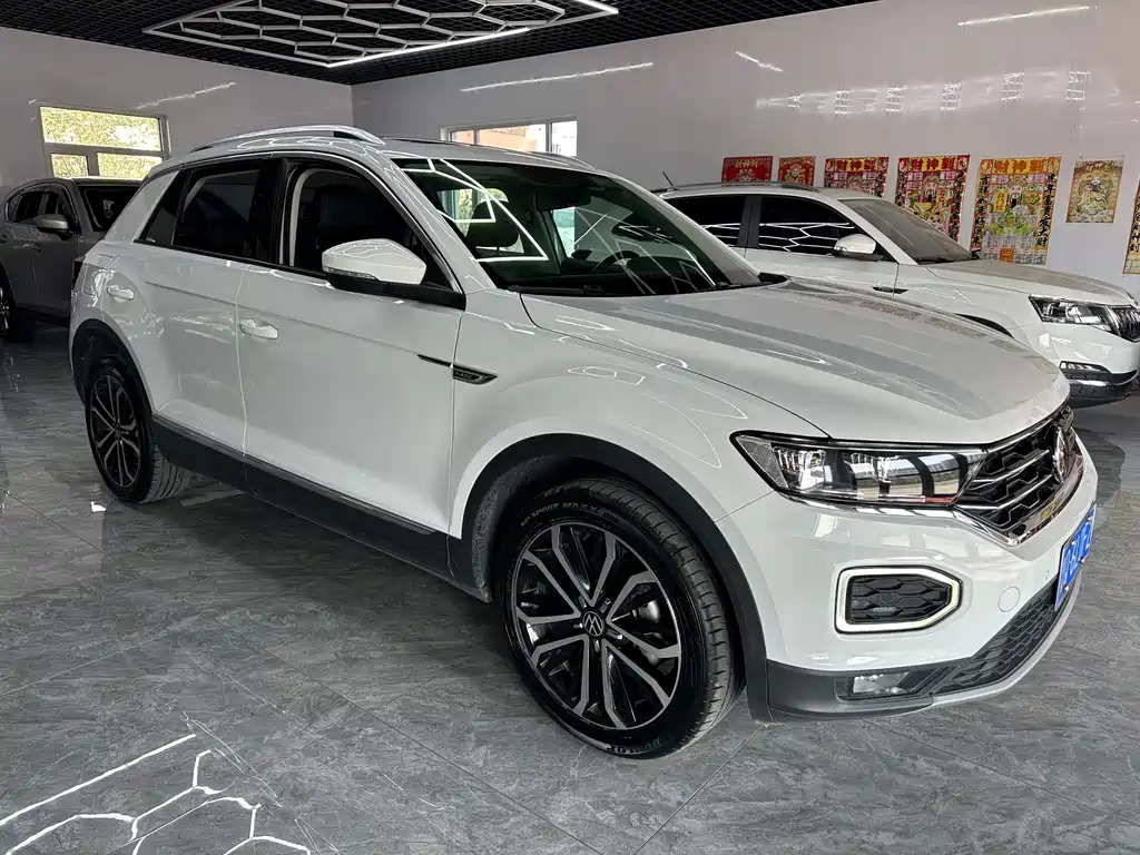 Volkswagen T-Roc — миниатюра 3