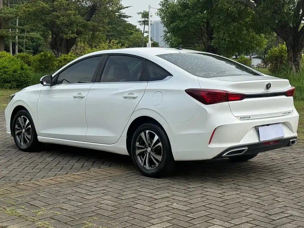 Changan Eado — миниатюра 10
