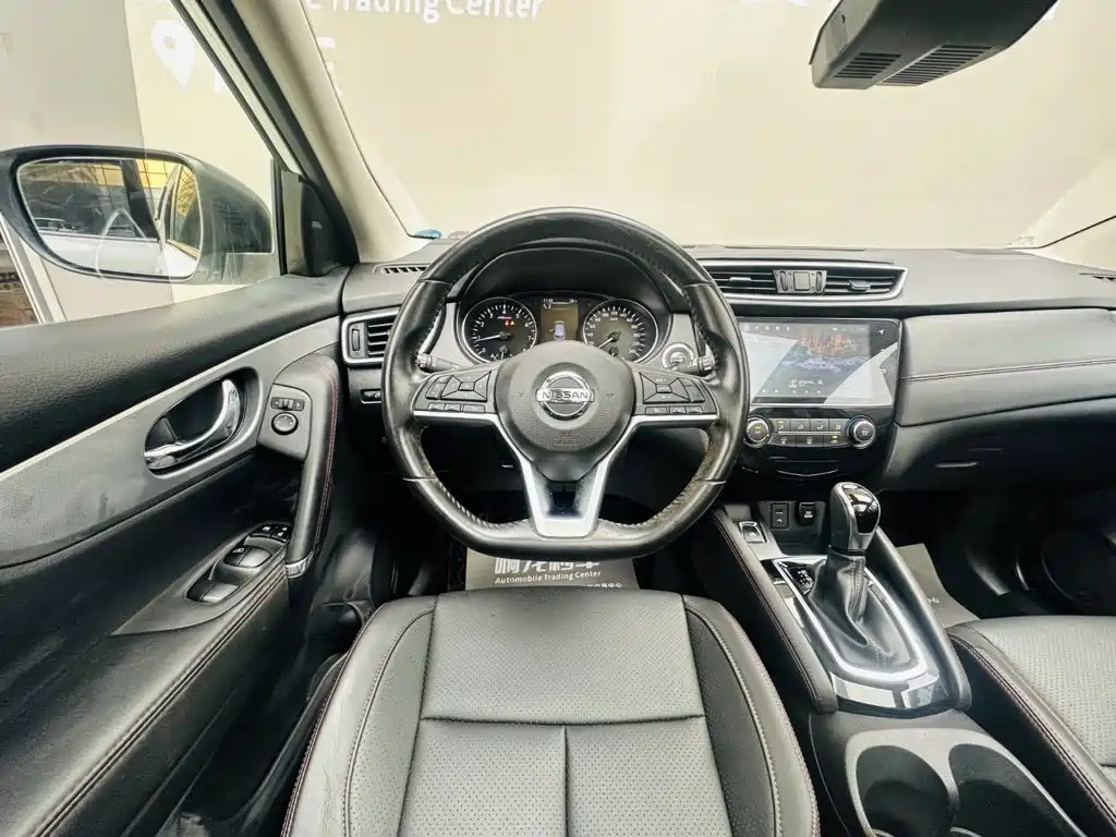 Nissan Qashqai — миниатюра 14