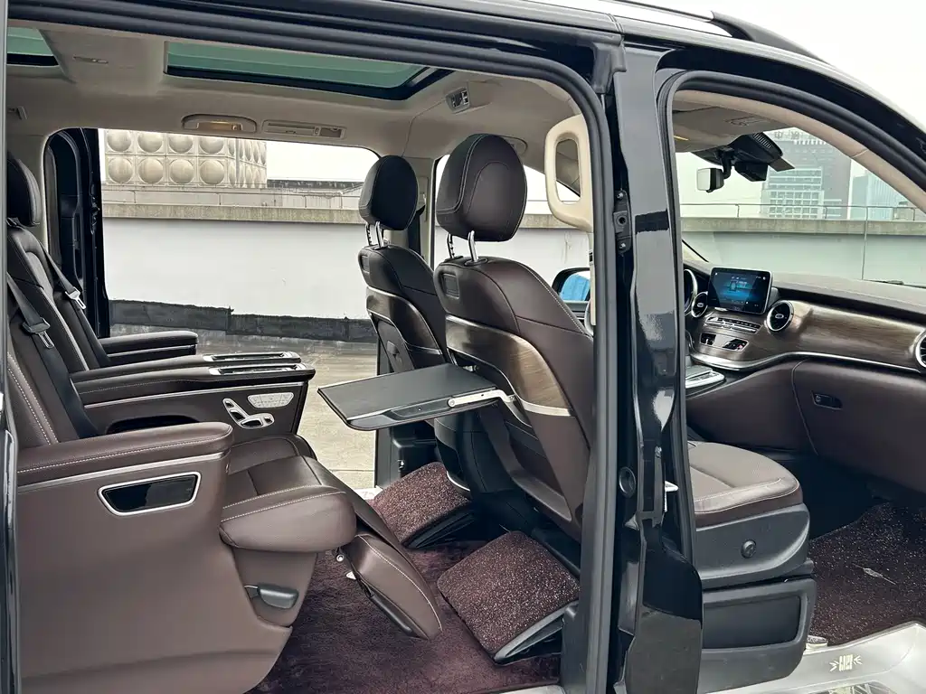 MERCEDES-BENZ V CLASS