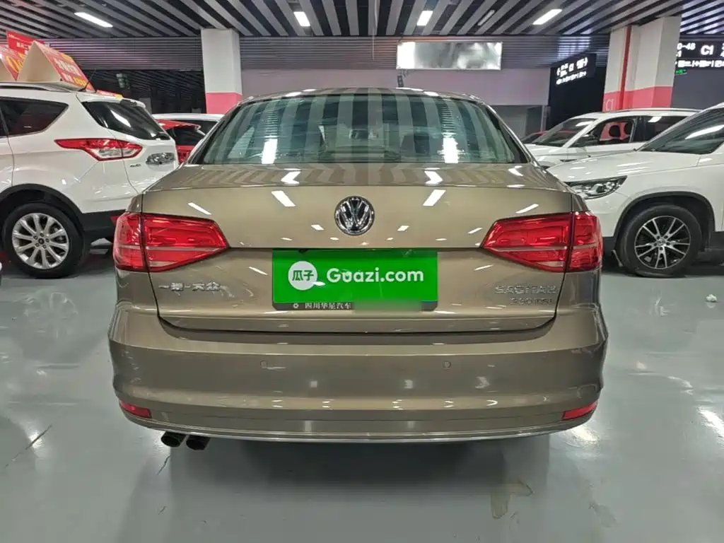 Volkswagen Sagitar — миниатюра 6