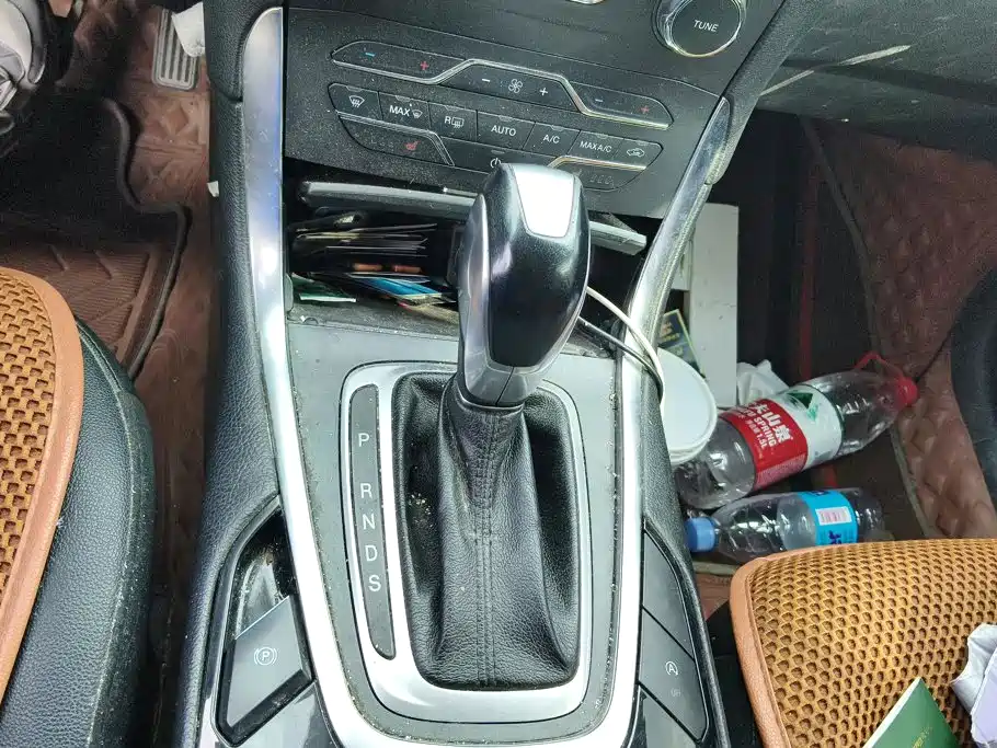 Ford Edge — миниатюра 16