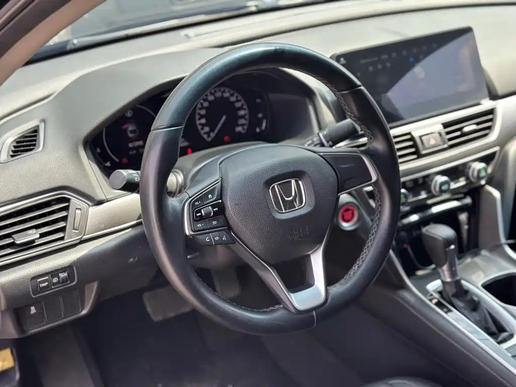Honda Accord — миниатюра 6
