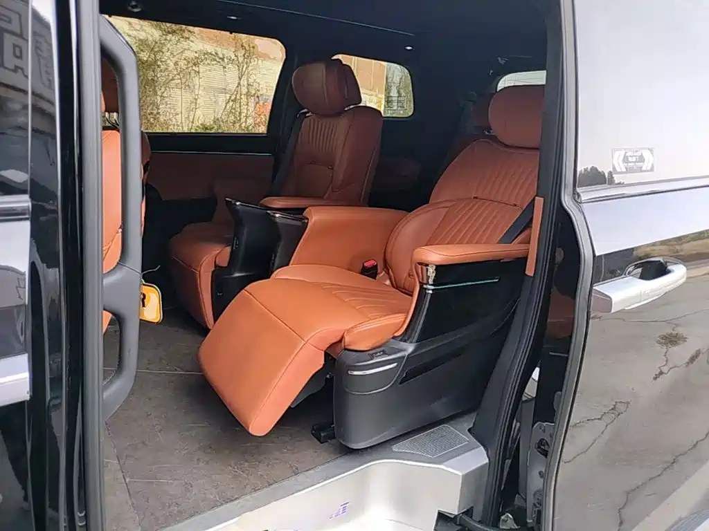 GAC Motor Trumpchi M8 — миниатюра 17