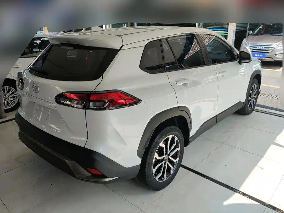 Toyota Frontlander — миниатюра 3