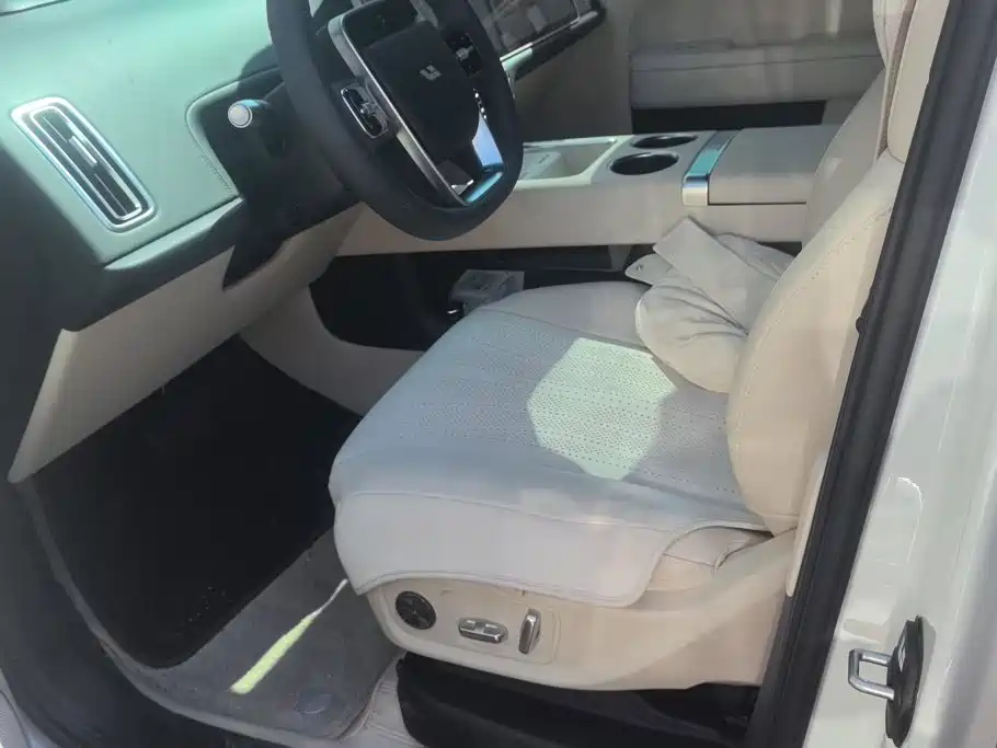 Li Auto Li L6 — миниатюра 9