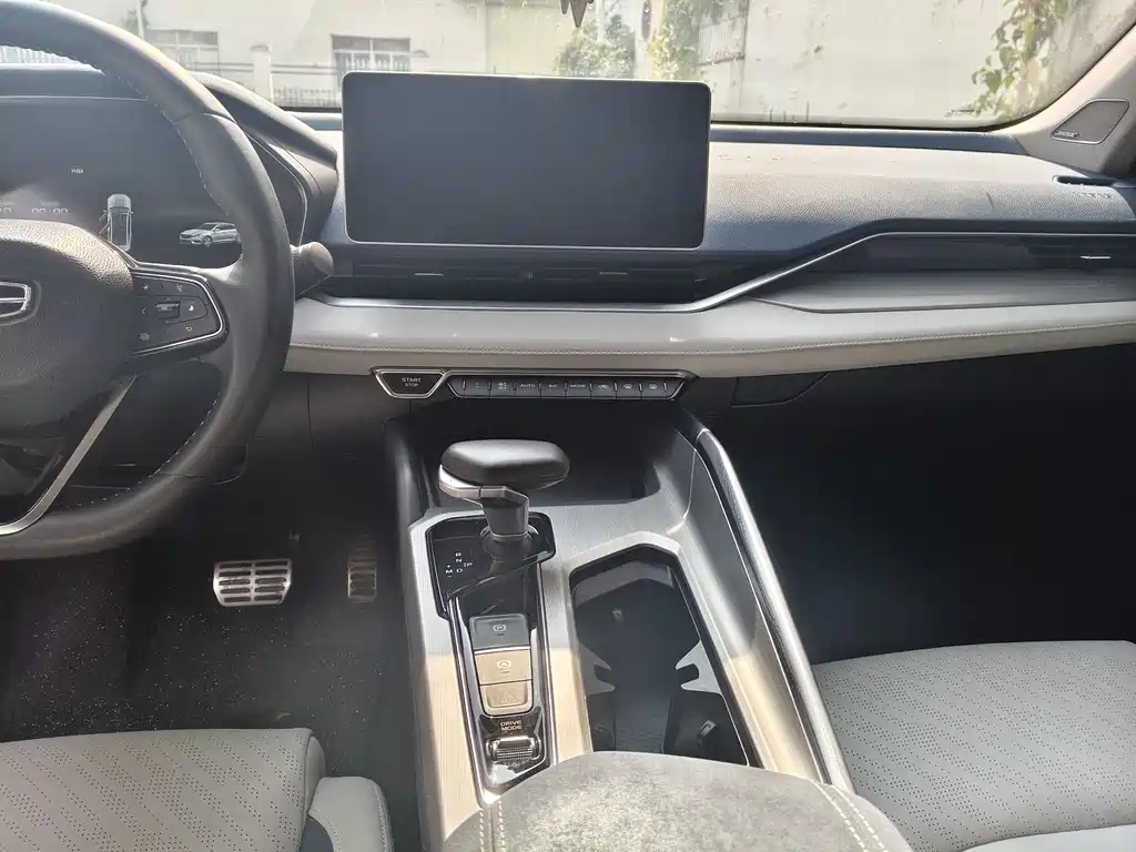 GEELY AUTOMOBILE XINGRUI