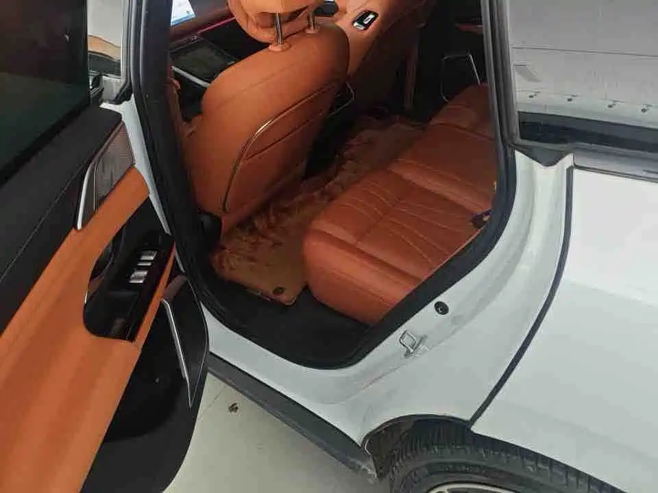 XPeng G9 — миниатюра 5