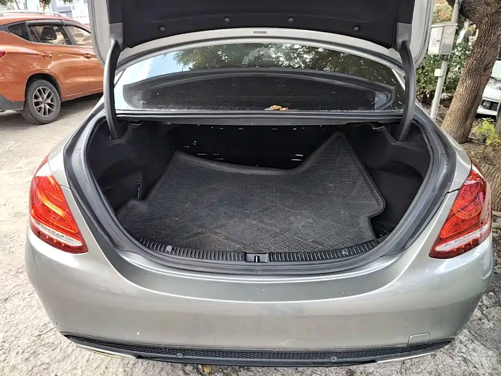 Mercedes-Benz C-Class — миниатюра 19